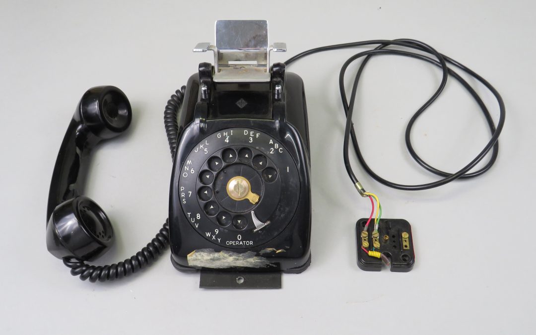 25 Artifacts: Rotary Telephone