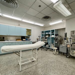 Operating room in the Diefenbunker's Medical Centre.